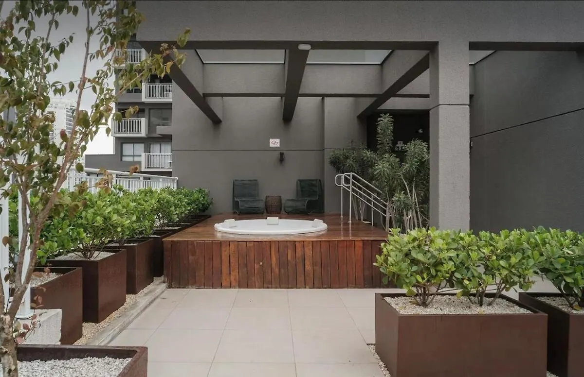 Staybr Itaim - Studio Com Vista Panoramica E Jacuzzi No Predio 0*, Сан-Пауло